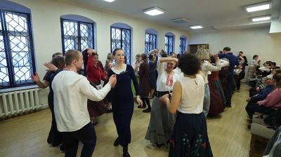 Вечер традиционных танцев состоялся в музее истории белорусской литературы в Минске 