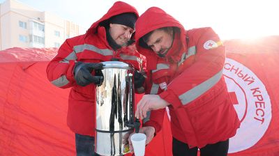 Мобильный пункт обогрева Красного Креста работает в Витебске