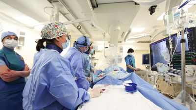 В РНПЦ "Кардиология" представили новые клинические методики лечения коронарных артерий