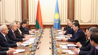 Сергеенко на встрече с делегацией Казахстана отметил роль парламентариев в продвижении объединительной повестки