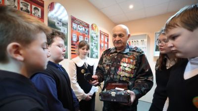 "Герои были рядом - обычные парни чуть старше 18 лет". Полочанин рассказал о службе в Афганистане