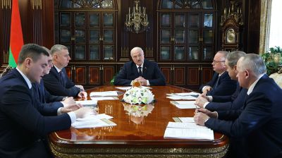 "Механизм один - платить за результат". Лукашенко о подходах к совершенствованию научной деятельности