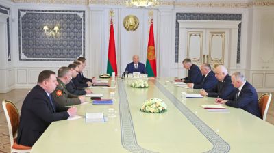 Лукашенко: Беларусь к концу года должна иметь собственное производство ходовых боеприпасов