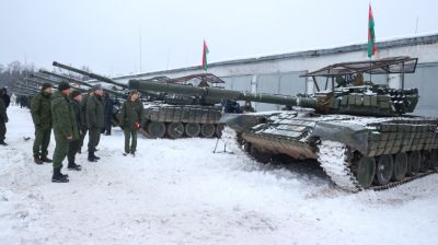 Смотр танкового батальона 120-й отдельной мехбригады прошел в рамках внезапной проверки ВС