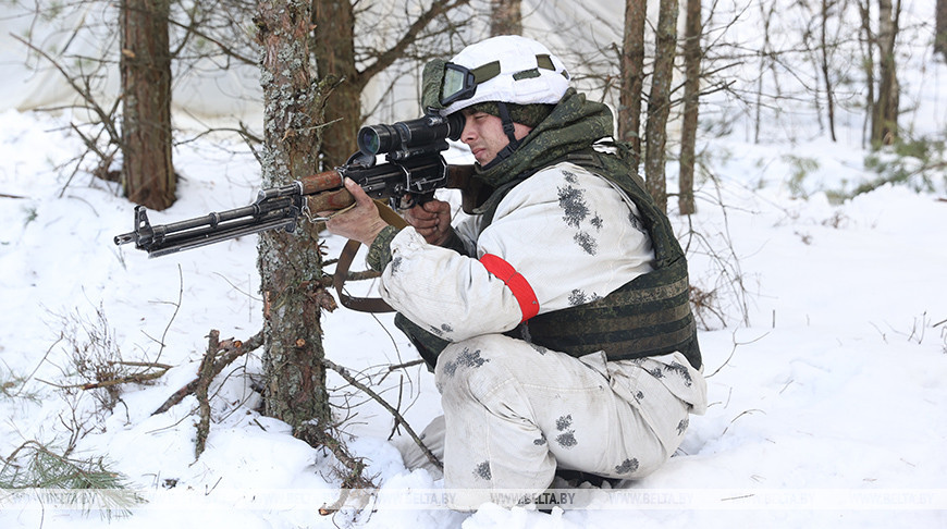 Брестские десантники во время проверки ВС: готовы терпеть трудности для защиты страны 