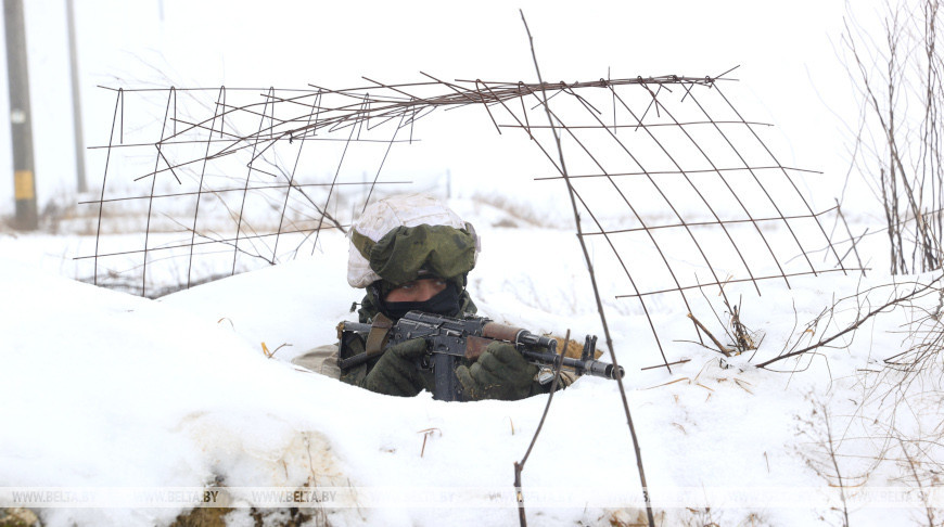  Атаки дронов, засады противника: с чем сталкиваются десантники во время проверки боеготовности ВС