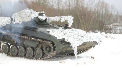 Военные мехбригады во время внезапной проверки боеготовности отразили "атаку ДРГ"