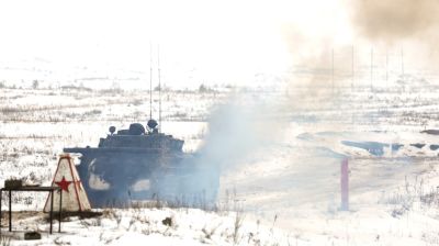 Контрольные стрельбы сдают военнослужащие 11-й отдельной мехбригады 