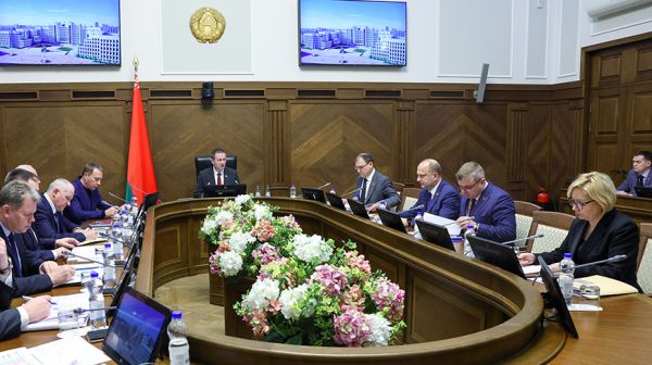 Правительство усиливает контроль за выполнением отраслевых показателей в промышленности 