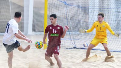 Белорусы снова уступили сборной России по пляжному футболу
