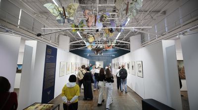 Более 200 уникальных работ Сальвадора Дали представлено на выставке во Дворце искусств в Минске 