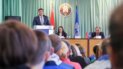 Почему промышленность - ключ к развитию регионов, рассказали на Могилевском металлургическом заводе 