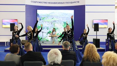 Фольклорные танцы и книги о подвигах. Презентация Армении и Молдовы прошла на Минской книжной выставке-ярмарке