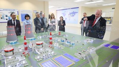 Представители агентств ООН в Беларуси посетили социальные объекты Островца и БелАЭС 