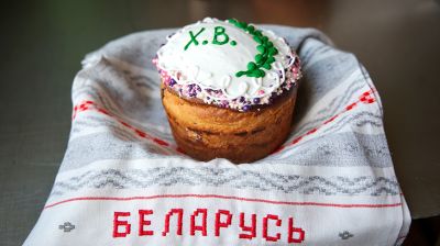 По классическим рецептам. Предприятия Белкоопсоюза поставят в торговую сеть около 100 тонн праздничной продукции