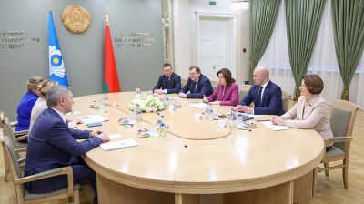 В Совете Республики прошла встреча с участниками международного туристического форума 