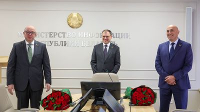 Каранкевич представил нового министра информации коллективу ведомства
