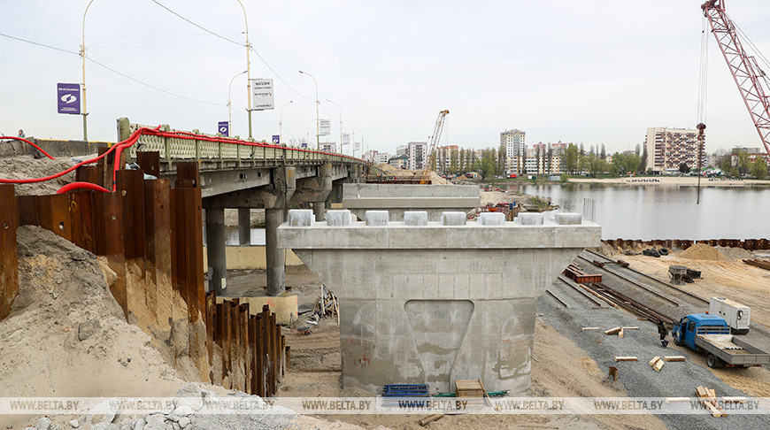 Монтаж пролетных сооружений на новой ветке моста через Мухавец в центре Бреста планируют начать летом