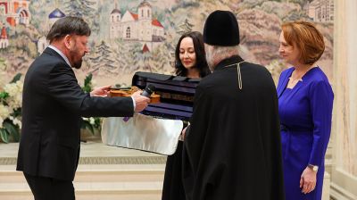 Инструмент с особой душевной организацией. БГАМ получила эксклюзивную скрипку из Швейцарии 
