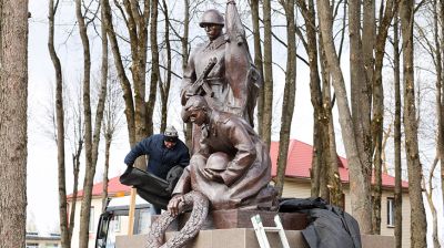 В Витебском районе завершается реконструкция братской могилы