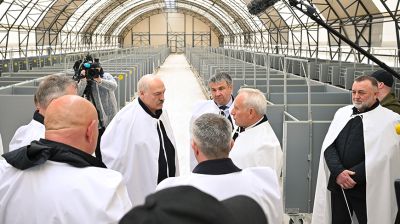 Лукашенко совершил рабочую поездку в Петриковский район