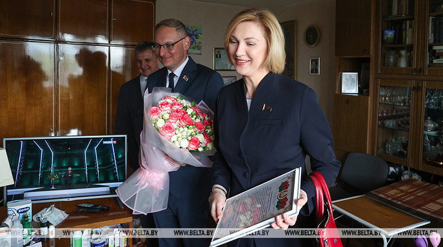 Около 40 лет была верна профессии: Героя Соцтруда Варвару Соломахо чествовали в Минске