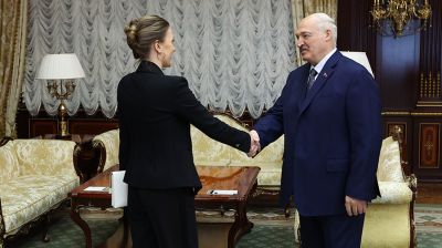 Лукашенко встретился с послом Сербии