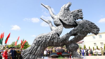 В Барановичах почтили память летчиков-героев Андрея Ничипорчика и Никиты Куконенко
