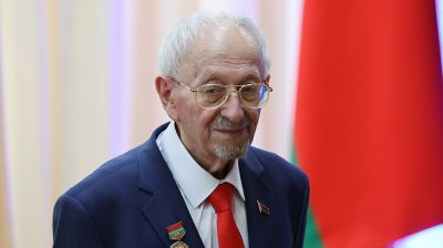 Пример служения стране. В Минске чествовали третьего народного учителя Александра Фельдмана