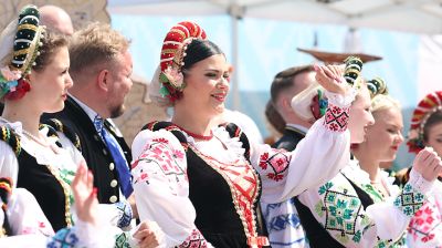 Национальные подворья ярко представлены на фестивале культур в Гродно