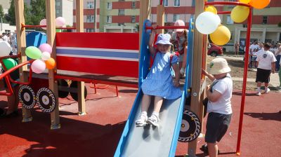 Большой праздник для маленьких горожан. В Могилеве открыли новую детскую площадку