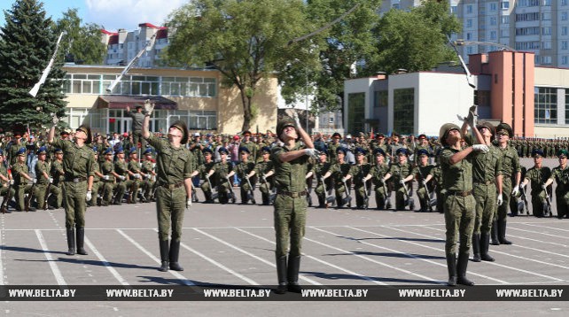Войска Минского гарнизона готовятся к параду в честь Дня Независимости