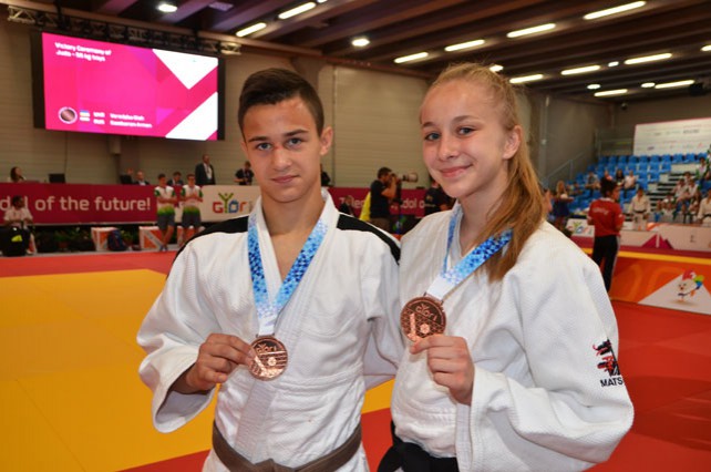 Дзюдоисты и пловцы открыли счет белорусским медалям на Европейском юношеском олимпийском фестивале