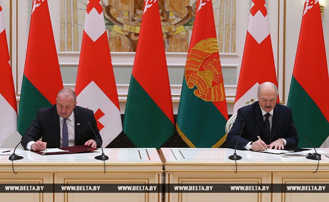 Лукашенко и Маргвелашвили подтвердили заинтересованность своих стран в укреплении сотрудничества