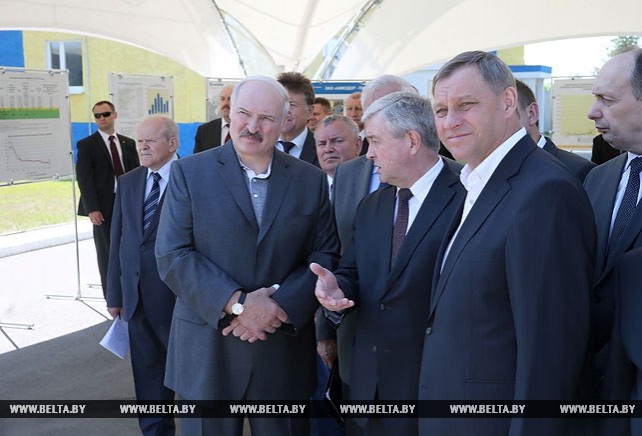Лукашенко посетил предприятия холдинга "Амкодор"