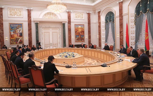 Лукашенко провел встречу с Сяо Яцином