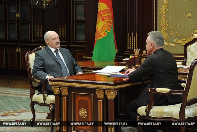 Лукашенко встретился с председателем ФПБ Михаилом Ордой