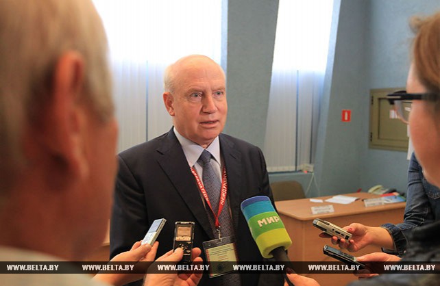 Лебедев отмечает высокую готовность избирательных участков в Беларуси к началу голосования