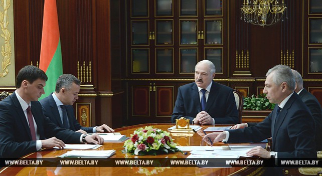 Лукашенко провел совещание по вопросам совершенствования правового регулирования оборота алкогольной продукции