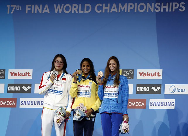 Александра Герасименя завоевала бронзу на чемпионате мира по плаванию