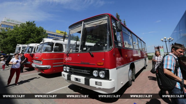 Выставка ретроавтобусов прошла в Минске 1 июля