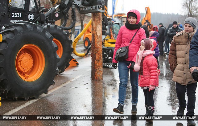День "Амкодора" прошел в Логойске