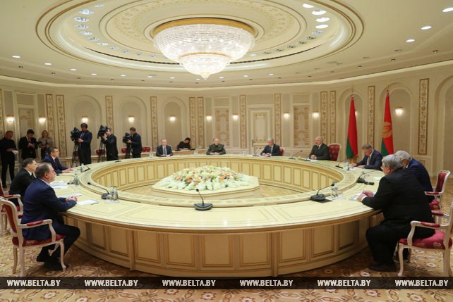 Лукашенко встретился с генеральным директором Государственной корпорации по атомной энергии "Росатом" Алексеем Лихачевым