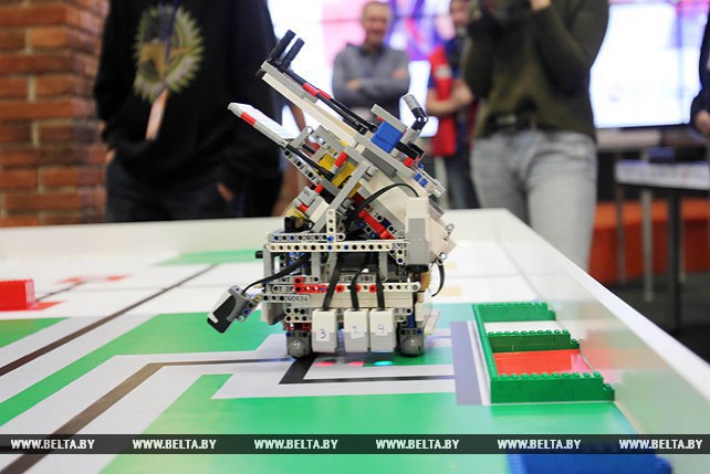 Национальный отбор на Всемирную олимпиаду роботов состоялся в ПВТ