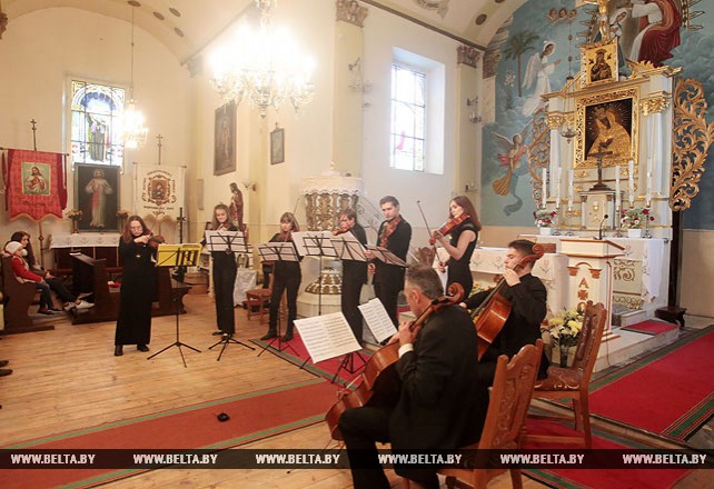 Концерт к 110-летию Дмитрия Шостаковича состоялся на родине его предков в Мядельском районе