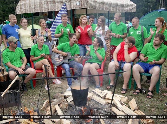 25-й Международный молодежный лагерь "Бе-La-Русь" проходит на стыке трех стран