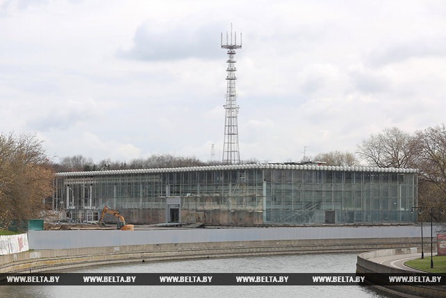 В Минске идет демонтаж выставочного комплекса "Белэкспо"