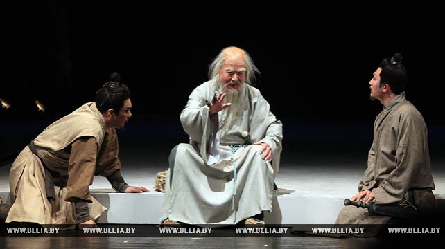 Спектаклем Пекинского театра народного искусства открылись Дни культуры Китая в Беларуси