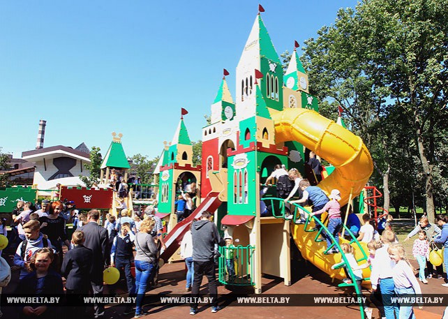 Детский городок торжественно открылся в парке Дружбы народов