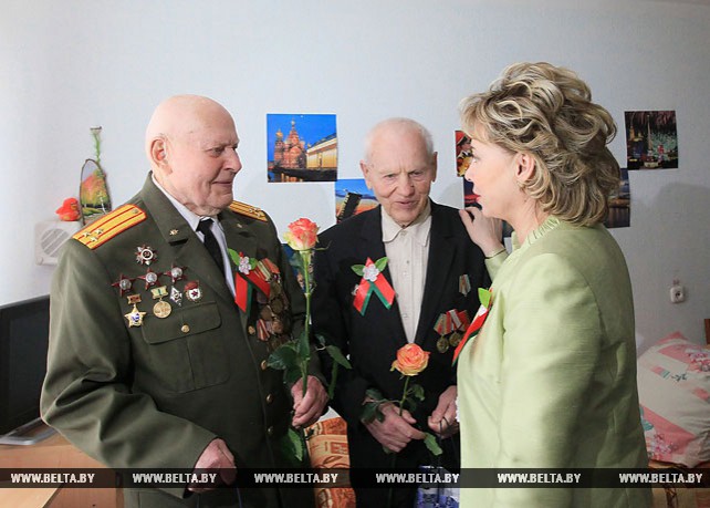 Щеткина посетила Республиканский интернат ветеранов войны и труда